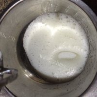 好吃的奶香小松饼做法图解4)