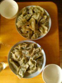 自己做的猪肉茴香饺子