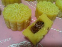 不错的美食玫瑰酱芯绿豆糕做法图解18)