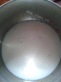 「DIY美食」焦糖布丁做法图解4)