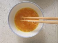 回味无穷的火腿蛋炒饭做法图解2)
