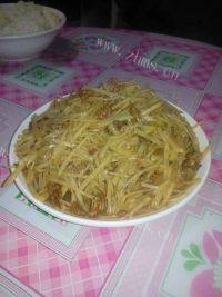 家常菜炝炒土豆丝