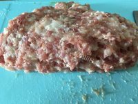 美味可口红萝卜韭菜饺子做法图解2)