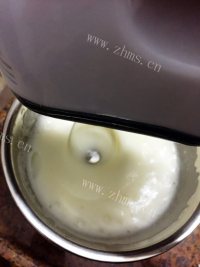美味酱爆北海道戚风蛋糕做法图解6)
