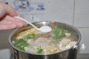 美味的海鲜粉丝煲做法图解12)