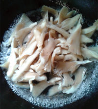 好吃的平茹烩肉元子做法图解5)