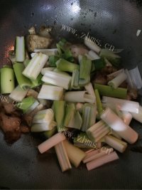 香喷喷的回锅肉做法图解9)