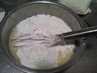 自制抹茶冰皮月饼做法图解2)