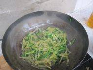 土豆丝炒韭菜