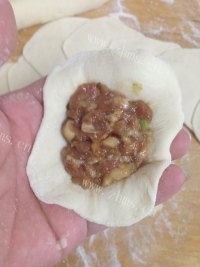 上海生煎包做法图解9)