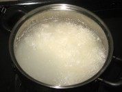 美味的枸杞猪肝粥做法图解4)