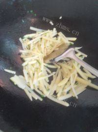 家常菜清炒土豆丝