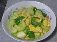 西葫芦炒鸡蛋