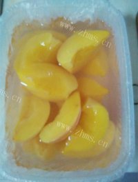 色香味浓的黄桃罐头