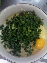 特色美食-韭菜鸡蛋饼做法图解3)