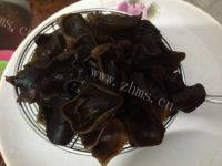 健康美食凉拌黑木耳做法图解4)