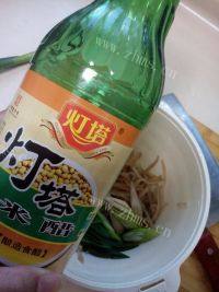 家常菜葱拌咸菜做法图解4)