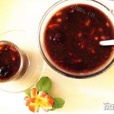 红枣枸杞紫米粥