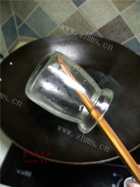 凉爽的蔓越莓果冻做法图解3)