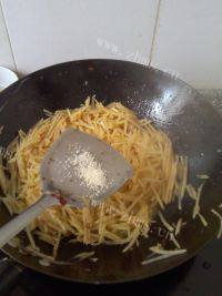 炒土豆丝做法图解7)