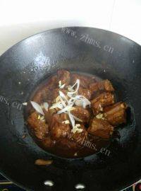 美味的红烧排骨