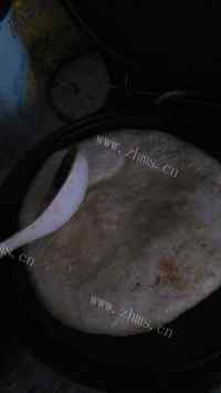 美味的家常烙饼做法图解12)