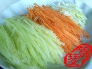 自制蔬菜培根卷做法图解2)