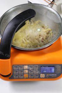 美味的榨菜肉丝做法图解4)