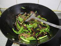 「手工美食」贡菜腊猪做法图解8)