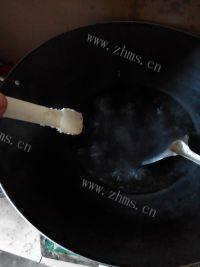 自制苦瓜炒鸡蛋做法图解2)