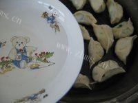虾仁煎饺做法图解21)