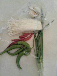 家常菜清炒金针菇做法图解1)