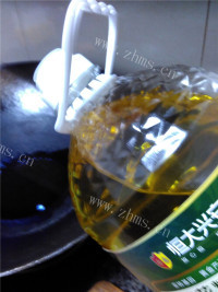 色香味十足的番茄炒蛋盖浇饭做法图解6)