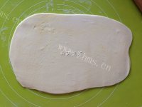 美味桂花蝴蝶酥做法图解5)