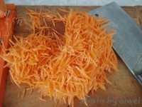 美味的胡萝卜素丸子做法图解2)