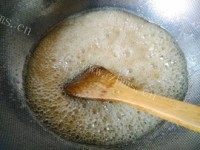 芝麻核桃糖做法图解6)