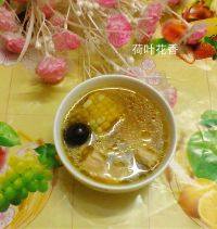很有食欲的玉米鸡汤