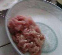 家常菜芹菜炒肉丝做法图解1)