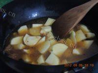 「DIY美食」土豆炖肉做法图解9)