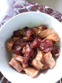 美味的大肉粽做法图解2)