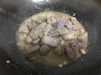 美味的麻油炒猪肝做法图解5)