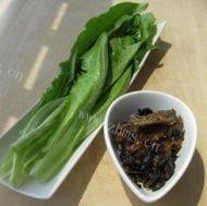 诱人的豆豉鲮鱼油麦菜做法图解1)