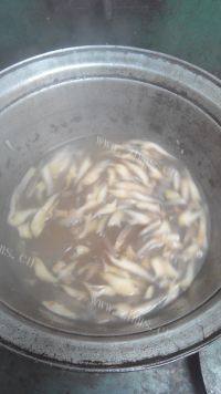 浓郁的蘑菇汤做法图解6)