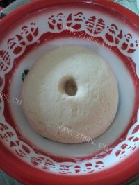 自制紫薯双色馒头做法图解3)