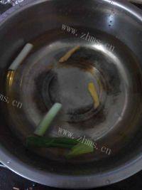 家常菜白灼虾做法图解2)