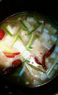 家常菜牛肉炖萝卜做法图解9)