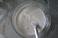 DIY草莓酸奶做法图解7)