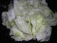 口感极佳的蒜蓉西生菜做法图解4)
