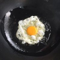 煎鸡蛋的做法图解一