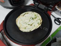 味美的韭香手抓饼做法图解16)